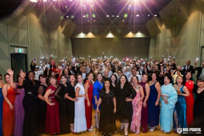 Encontro de Histórias: Brasileiras no Japão coautoras do livro “Mulheres Extraordinárias” realizam dia de autógrafo