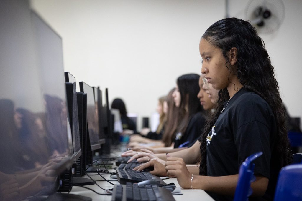 Curso é oferecido pela Secretaria de Desenvolvimento Econômico de forma online e permite que o estudante o realize quando e onde quiser