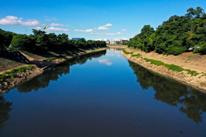 Governo de São Paulo preparou ações para auxiliar população que depende do rio