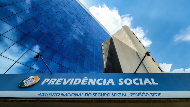 INSS foto fet