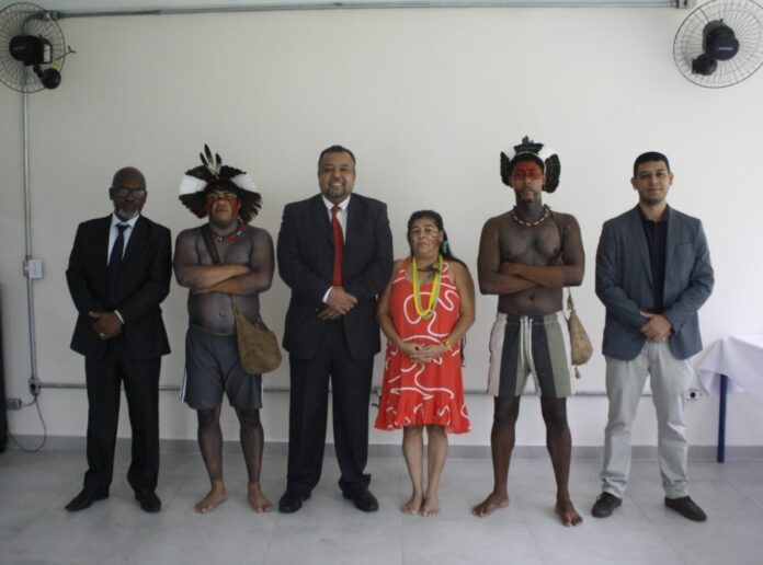 capa Materia indio taboão