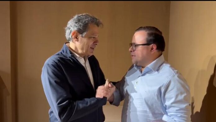 Prefeito Formiga e Haddad se Reúnem de Olho na Grande SP Prefeito Formiga e Haddad se Reúnem de Olho na Grande SP