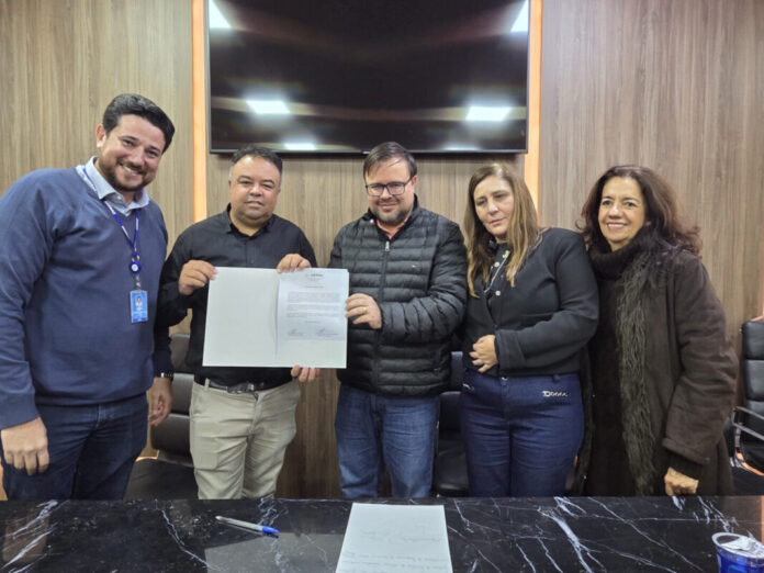 Cotia e Sebrae Firmam Parceria para Diagnóstico do Turismo Local