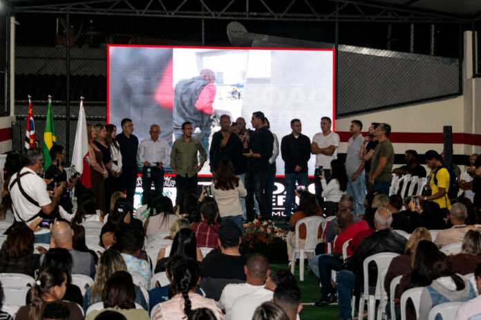 Prefeito Engenheiro Daniel reinaugura Escola Cecília Meireles