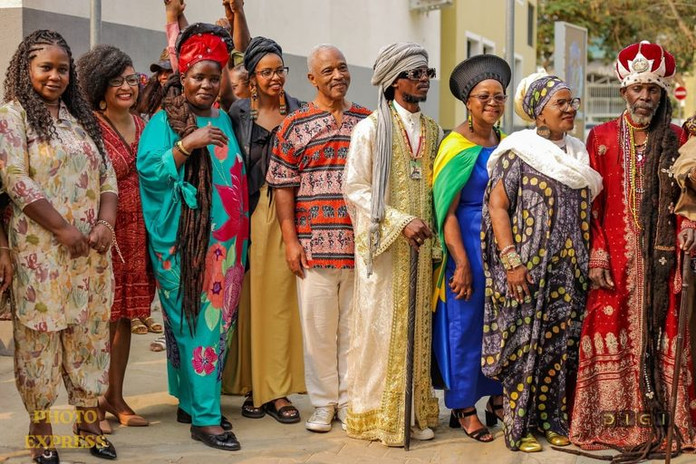 Informações sobre Cultura e Educação Superior em Angola Informações sobre Cultura e Educação Superior em Angola